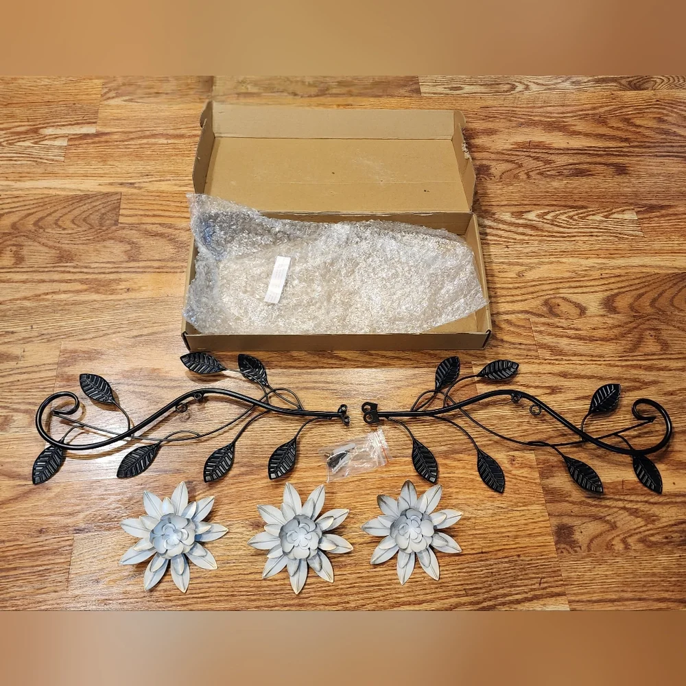 Enchanting Leaves & Flowers Metal Wall Decor